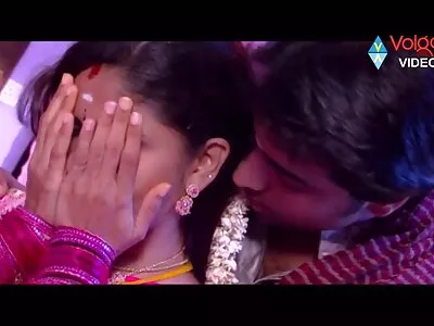 আমি আইন আইন (জেনভেভ জোলি, অ্যালেক্সিস আমোর) বিএফ সেক্সি